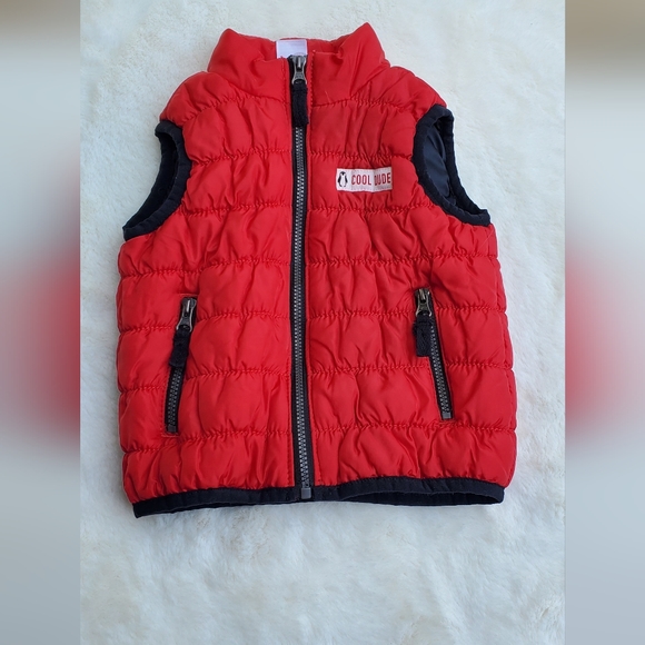 Cute Red vest size 9m - Picture 1 of 5